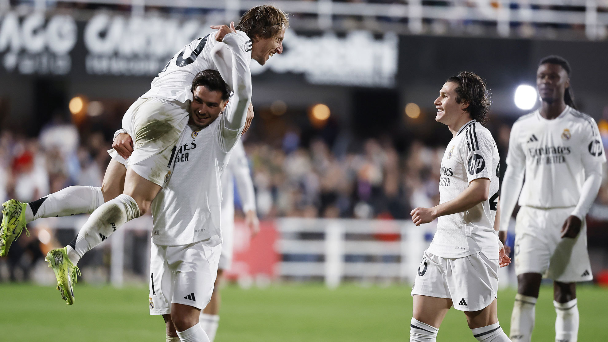 以出色的控 以出色的控